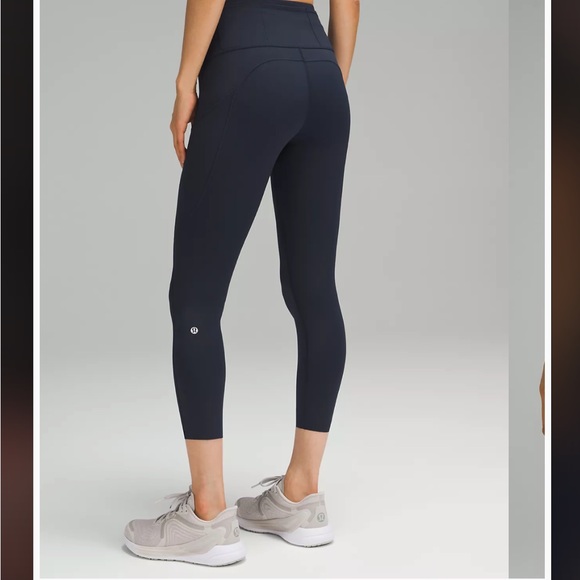 Lululemon Fast and free high rise legging - Picture 2 of 4